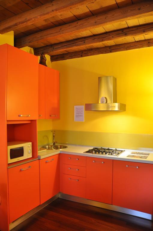 Piazza Nova Guest House Φεράρα Δωμάτιο φωτογραφία