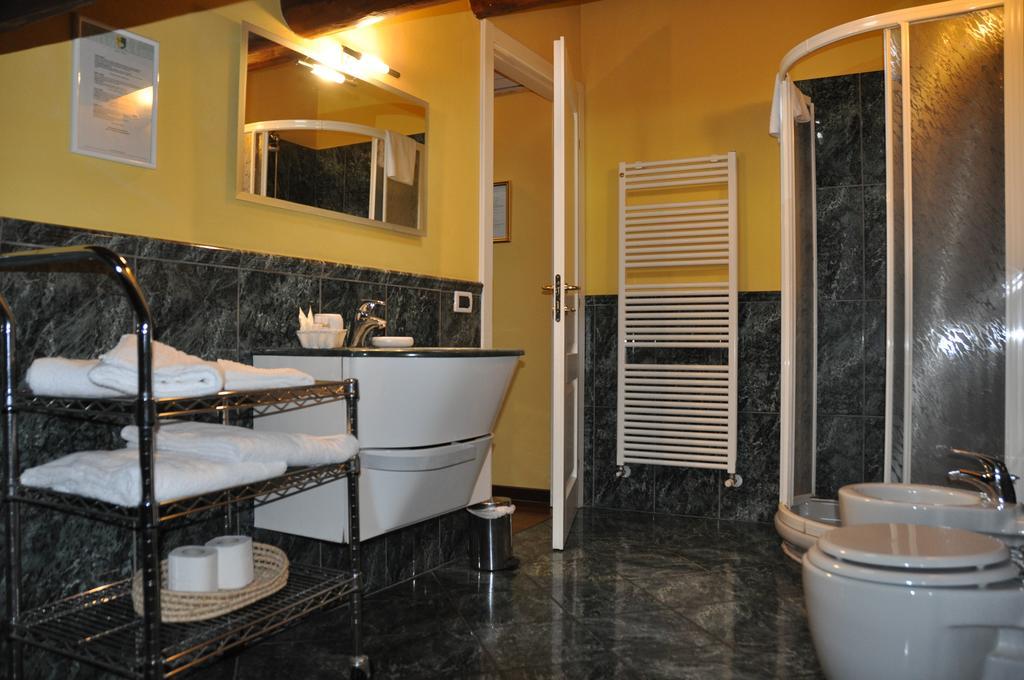 Piazza Nova Guest House Φεράρα Δωμάτιο φωτογραφία