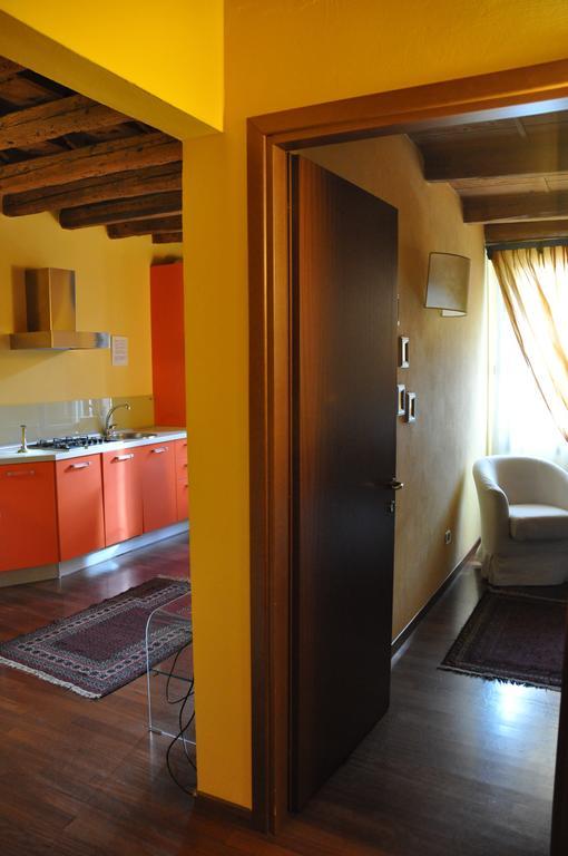 Piazza Nova Guest House Φεράρα Δωμάτιο φωτογραφία