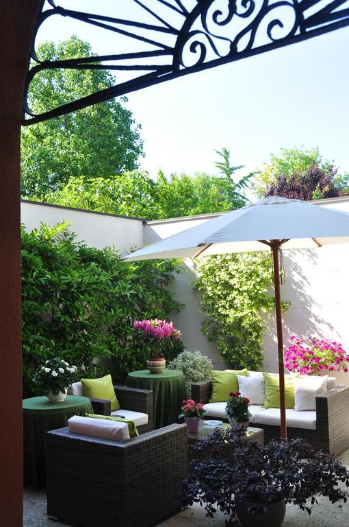 Piazza Nova Guest House Φεράρα Εξωτερικό φωτογραφία
