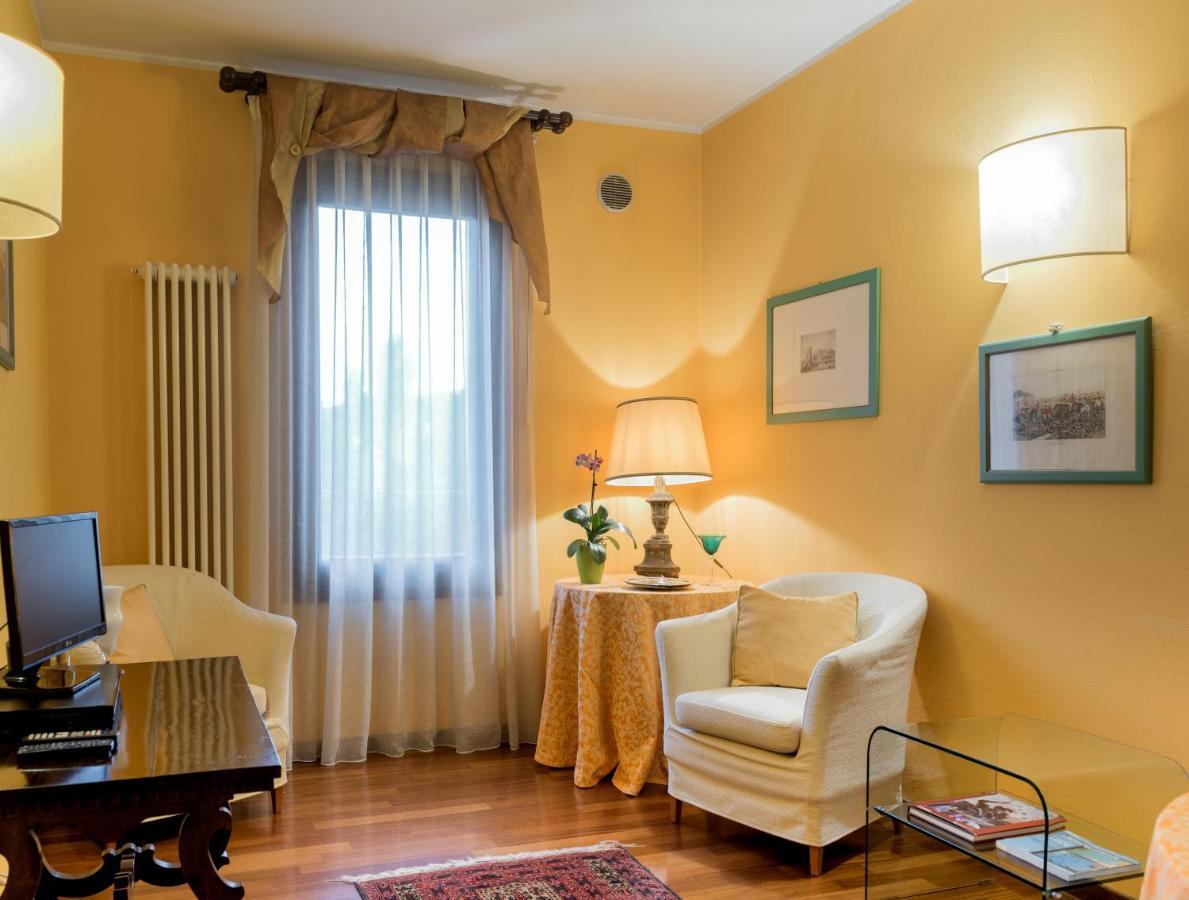 Piazza Nova Guest House Φεράρα Εξωτερικό φωτογραφία