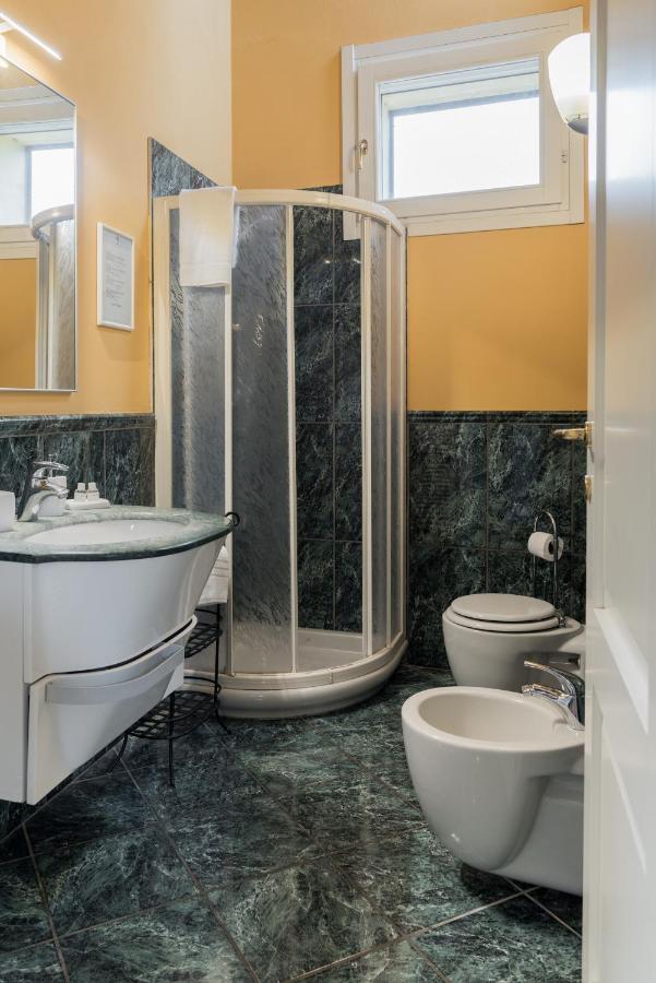 Piazza Nova Guest House Φεράρα Εξωτερικό φωτογραφία